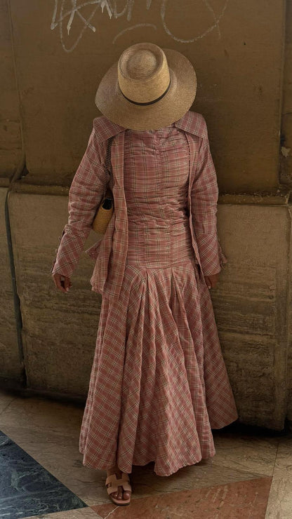 Pink Tami